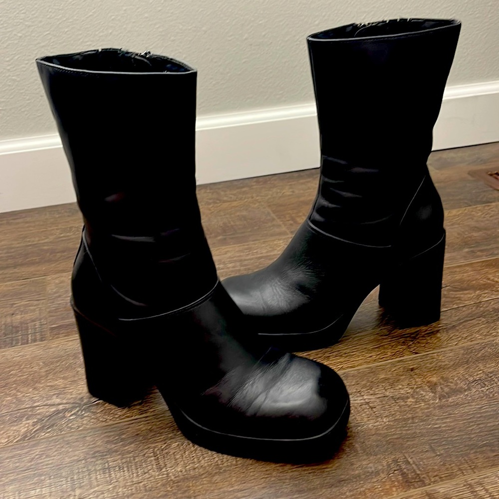 Steve Madden Boots